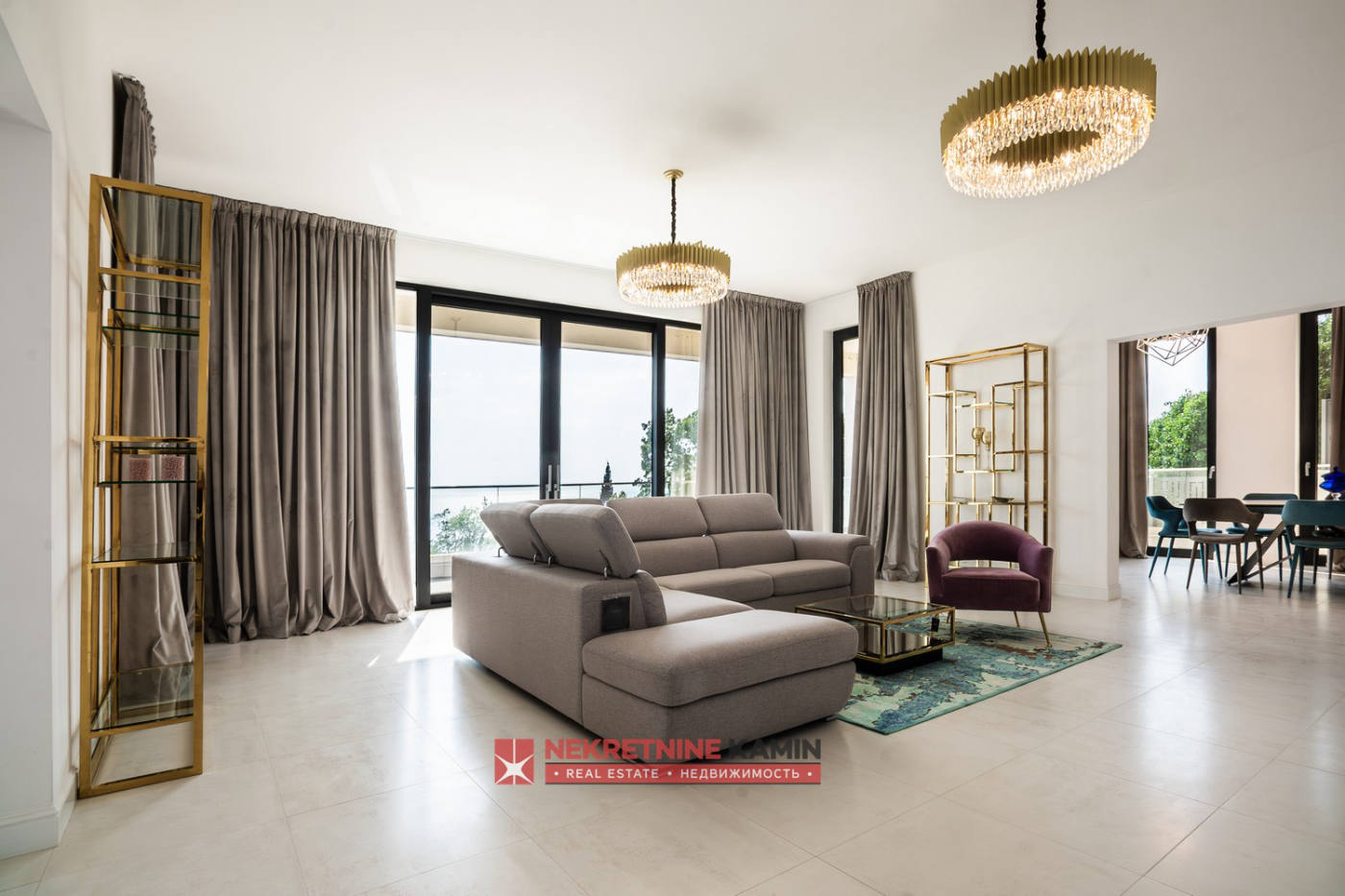 Квартира, 6803 м², 2 520 000$ — FAKTOR